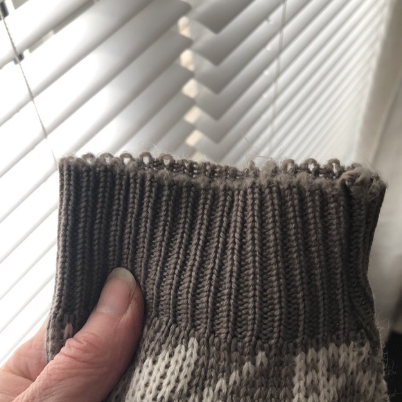 Vintage V-Neck Grandpa Sweater - Lightweight - Size L - Picture 5 of 6